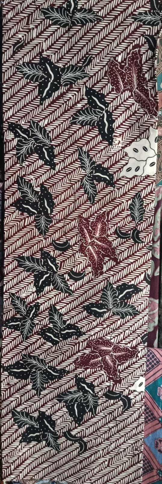 Motif Manuk Rereng Peuteuy Selong